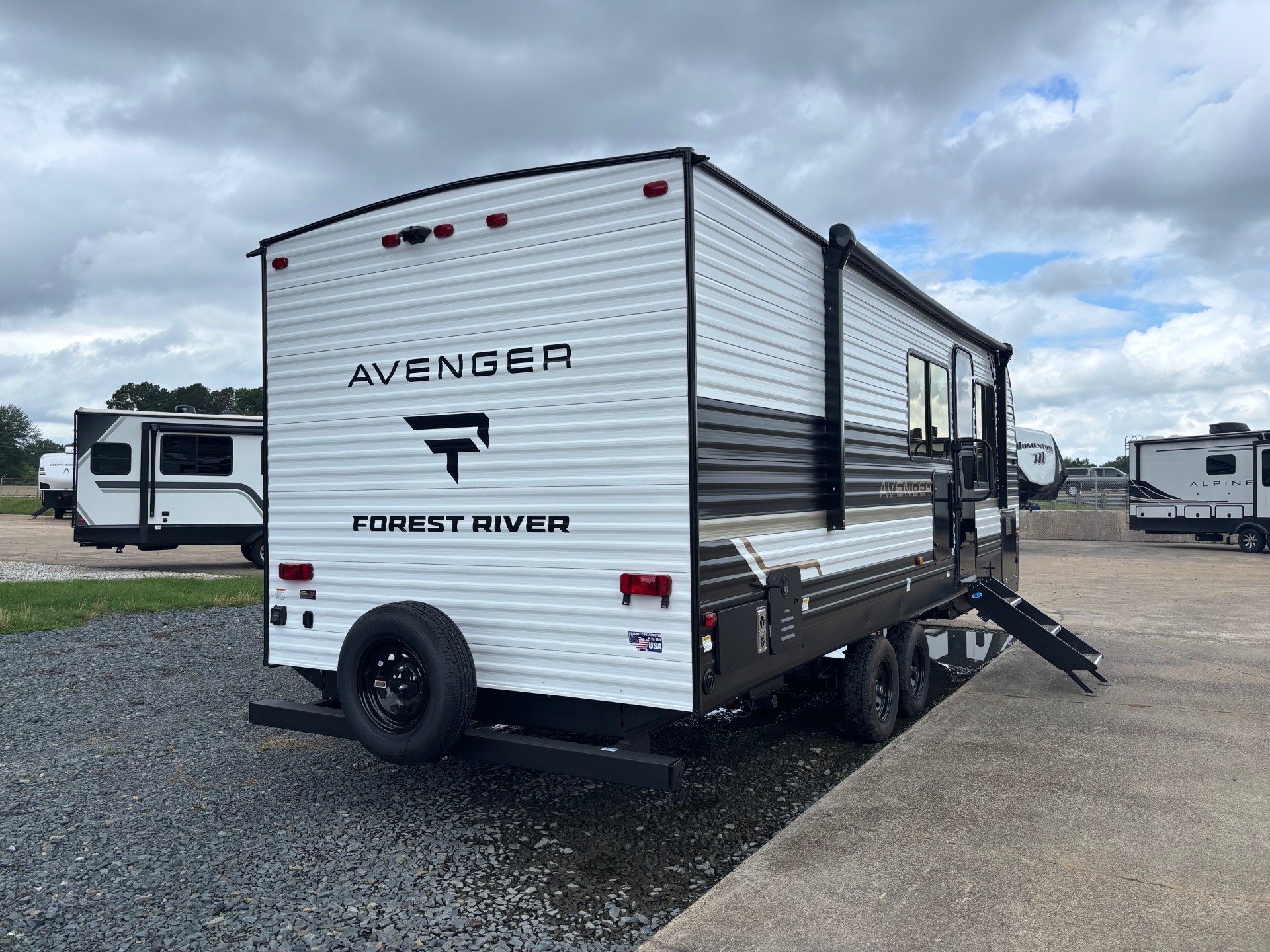 2026 Prime Time Avenger 25RBS - Image 8