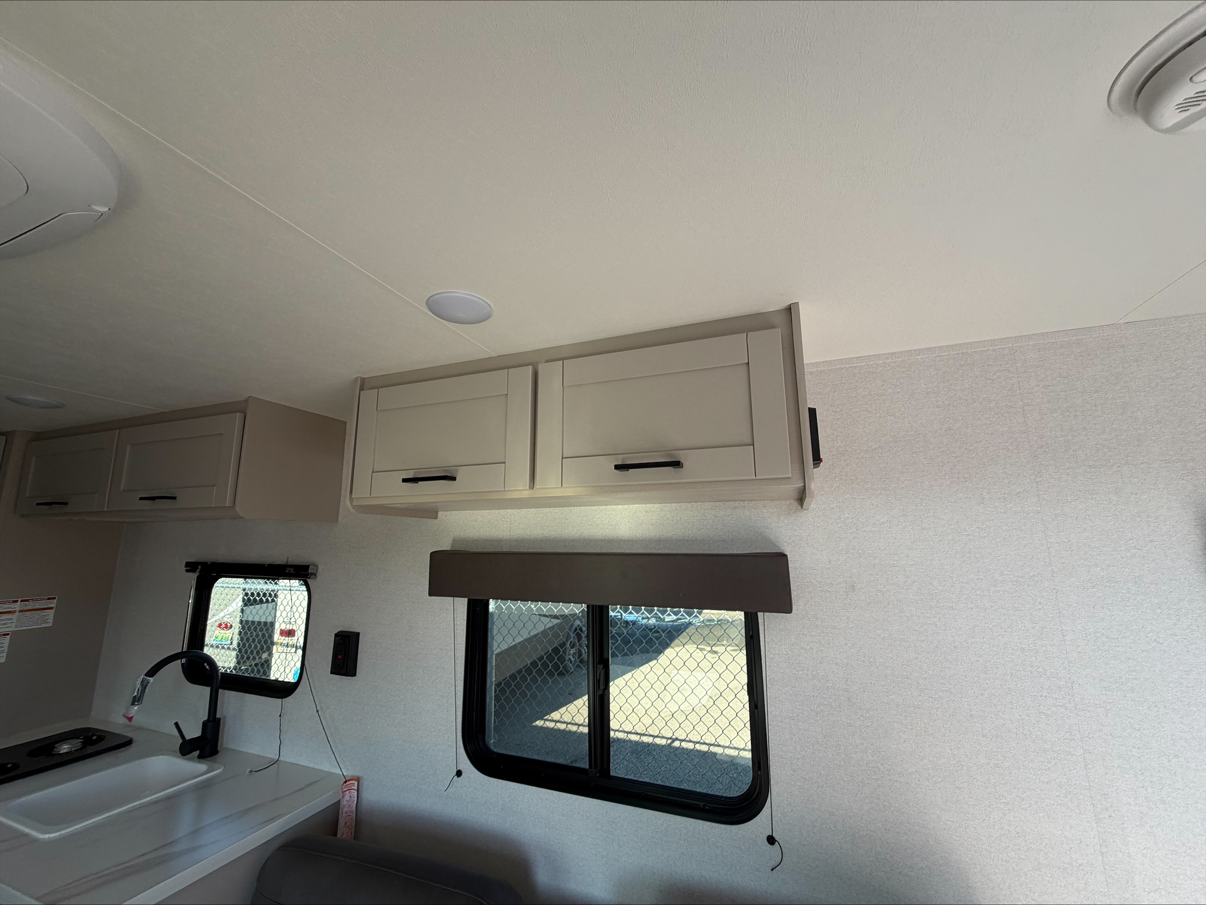 2027 JAYCO JAY FLIGHT 250BH - Image 14