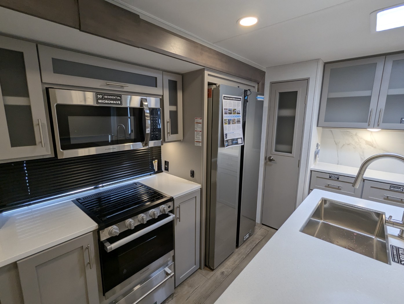2026 Alliance RV Avenue 332RL - Image 27