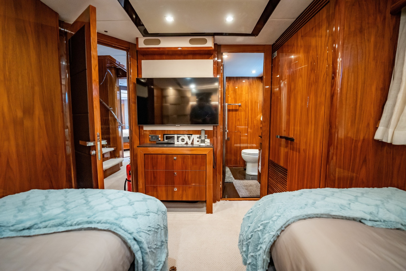2010 Sunseeker 34 Metre Yacht - Image 69
