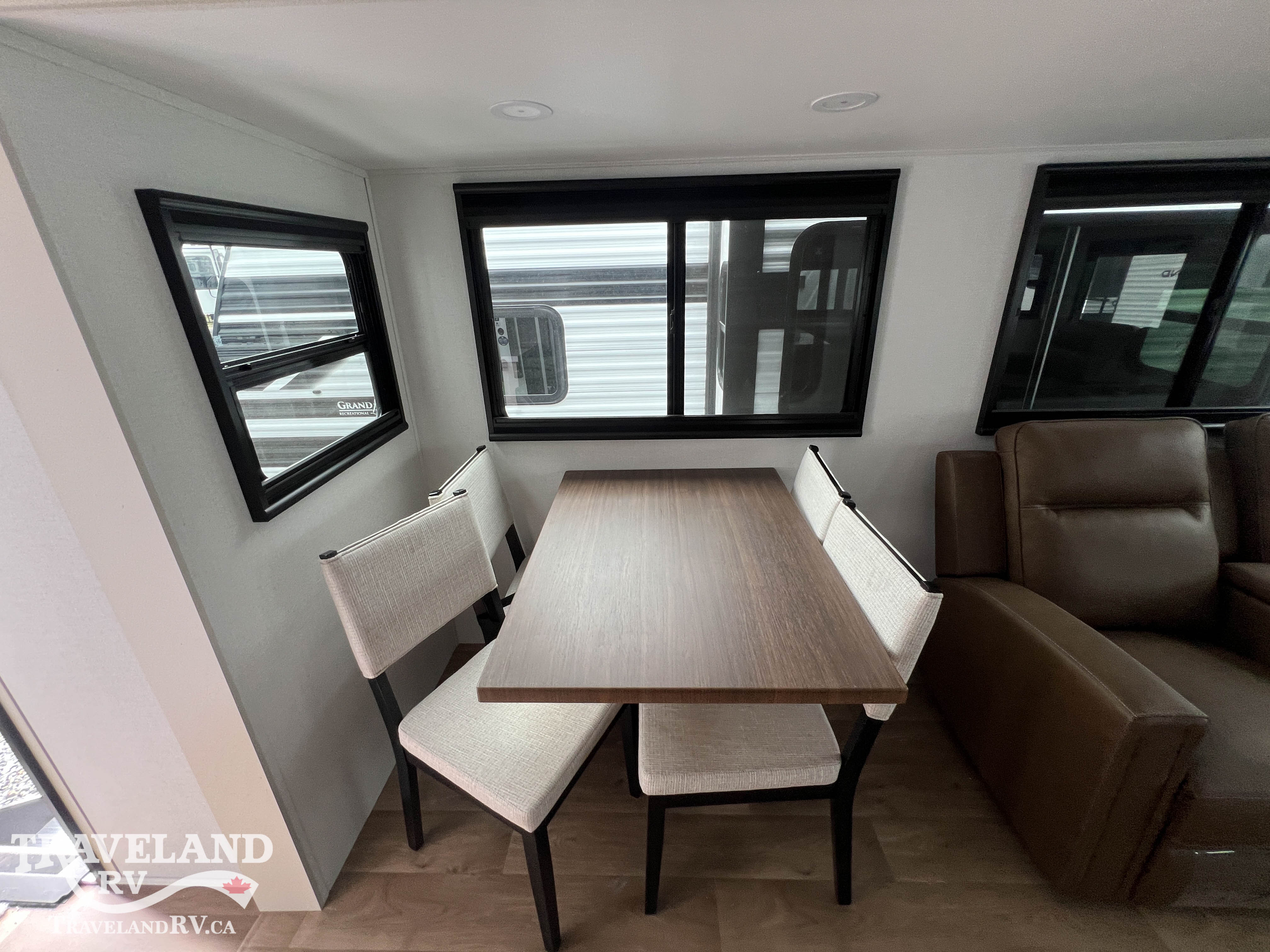 2027 Grand Design Imagine 2970RL - Image 9