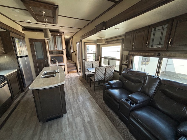 2018 Grand Design Solitude 384GK - Image 21