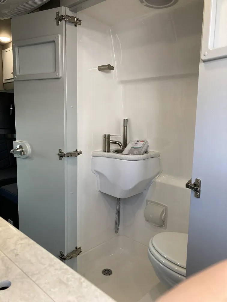 2024 Holiday Rambler Xpedition SL4E - Image 18
