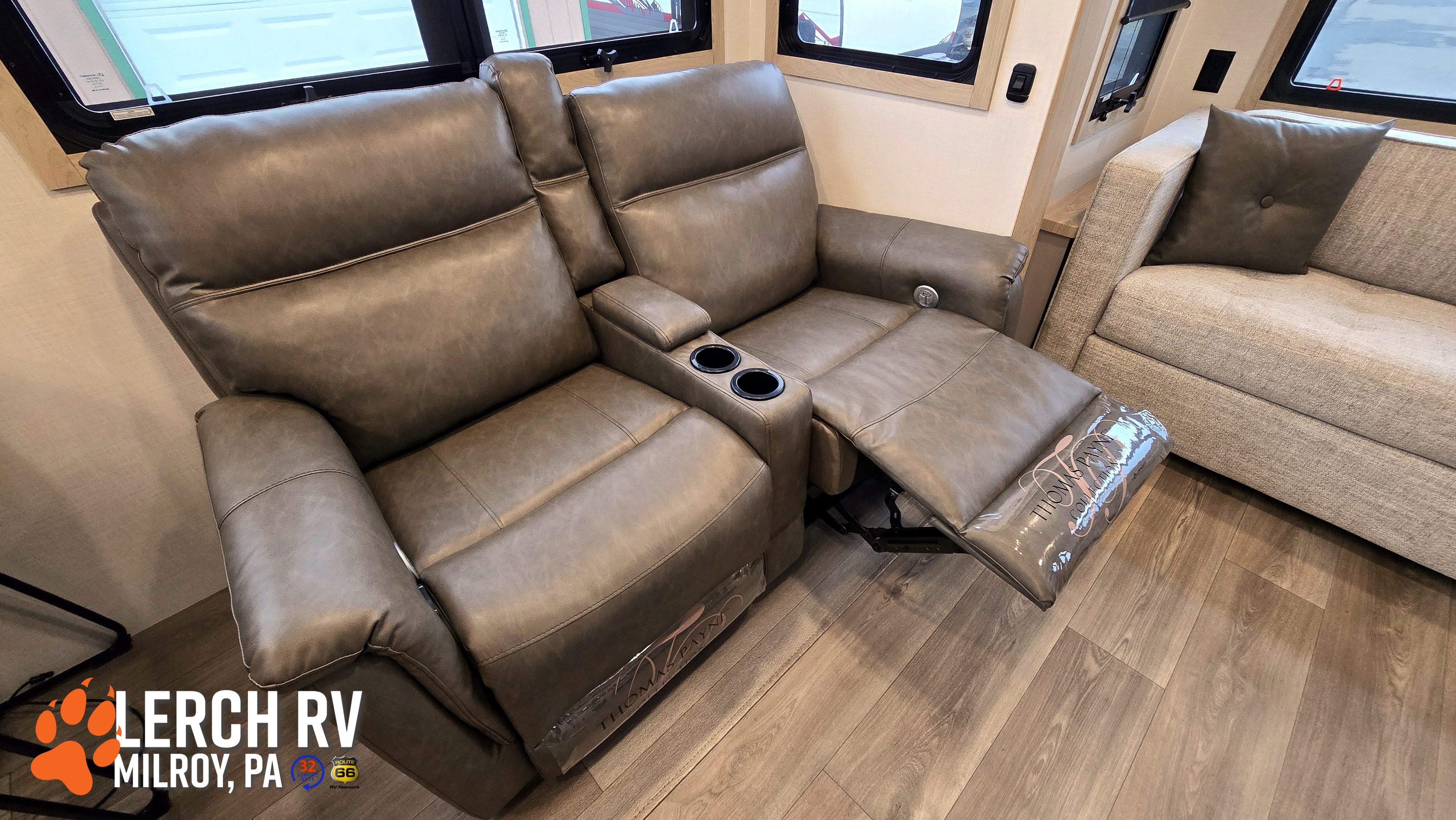 2027 KZ RV Ridgeway 36MBL - Image 19