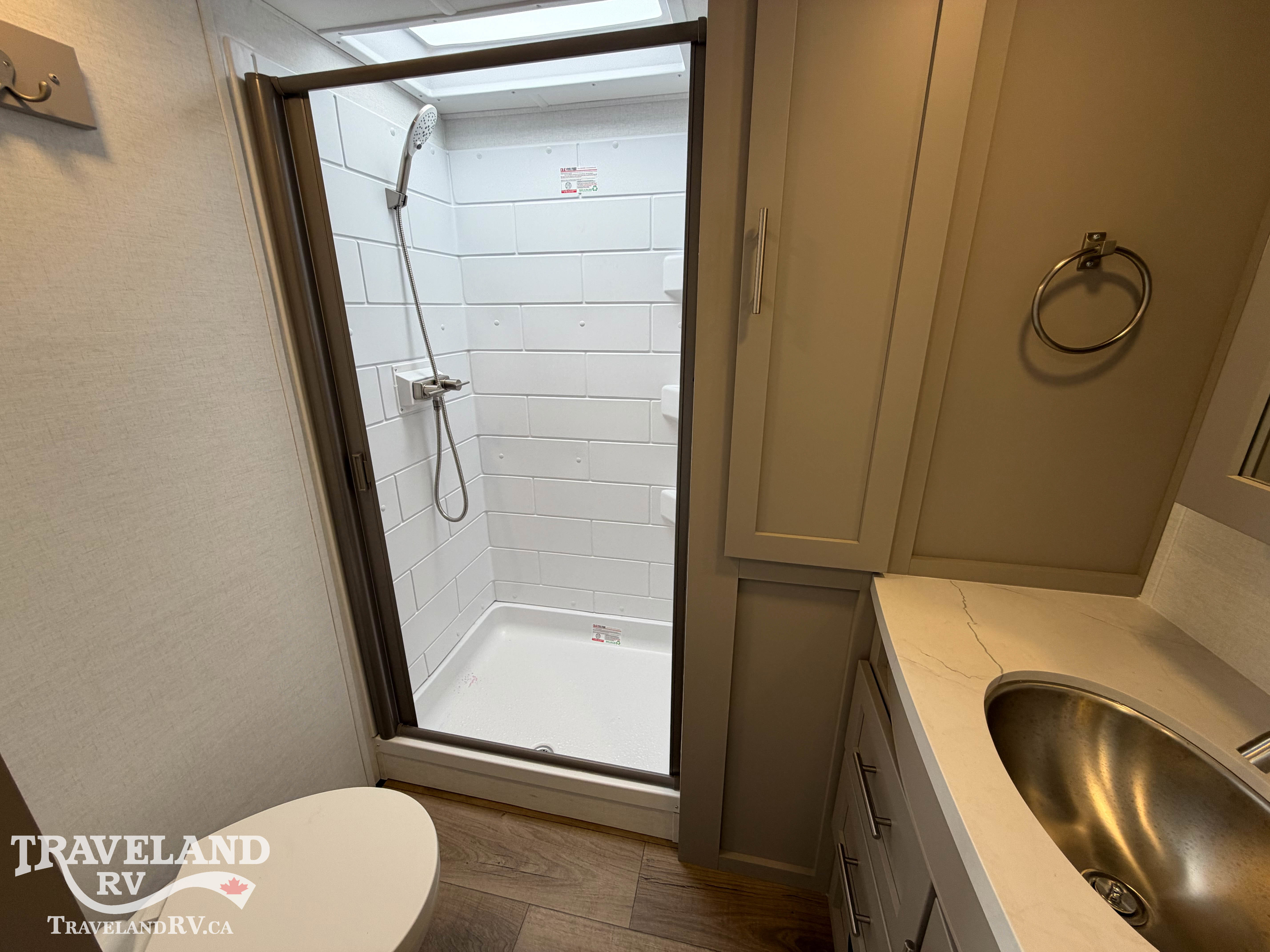 2026 Alliance RV AVENUE 25RL - Image 18