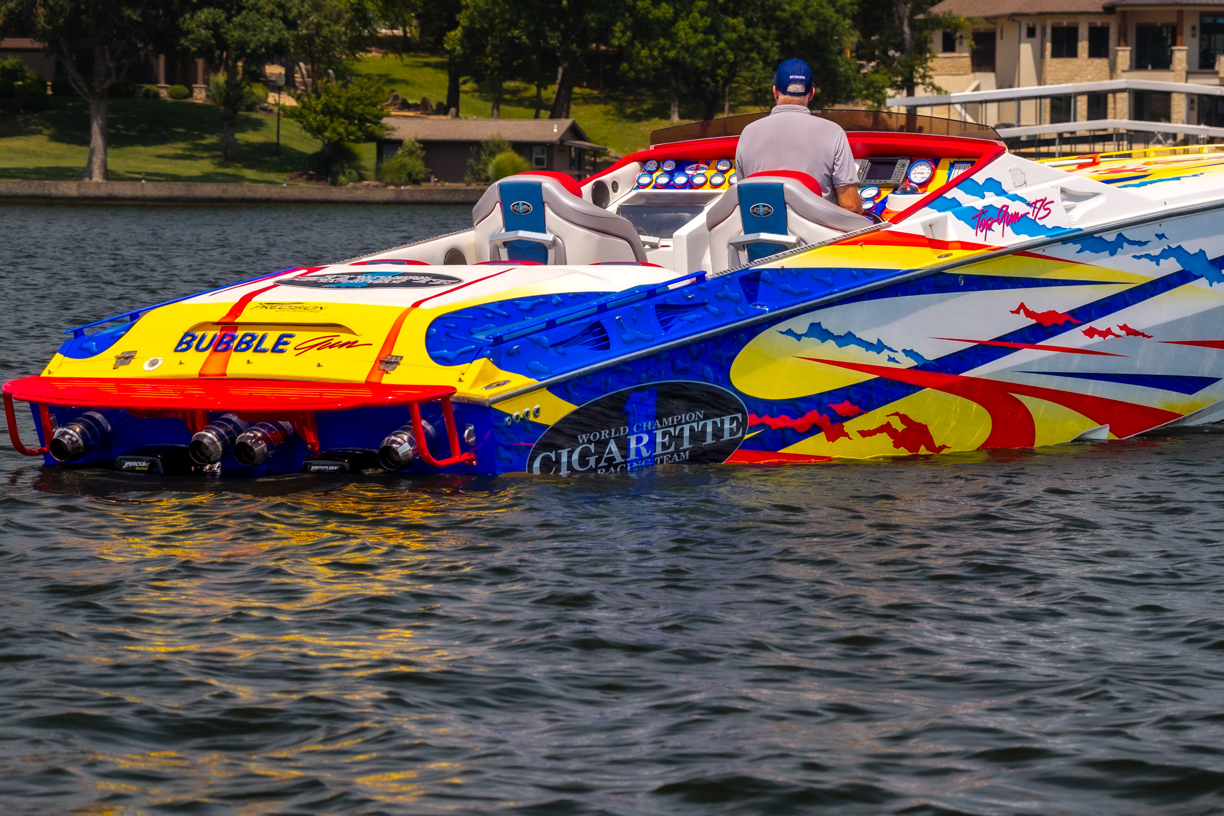 2003 Cigarette Racing 38 Top Gun - Image 9