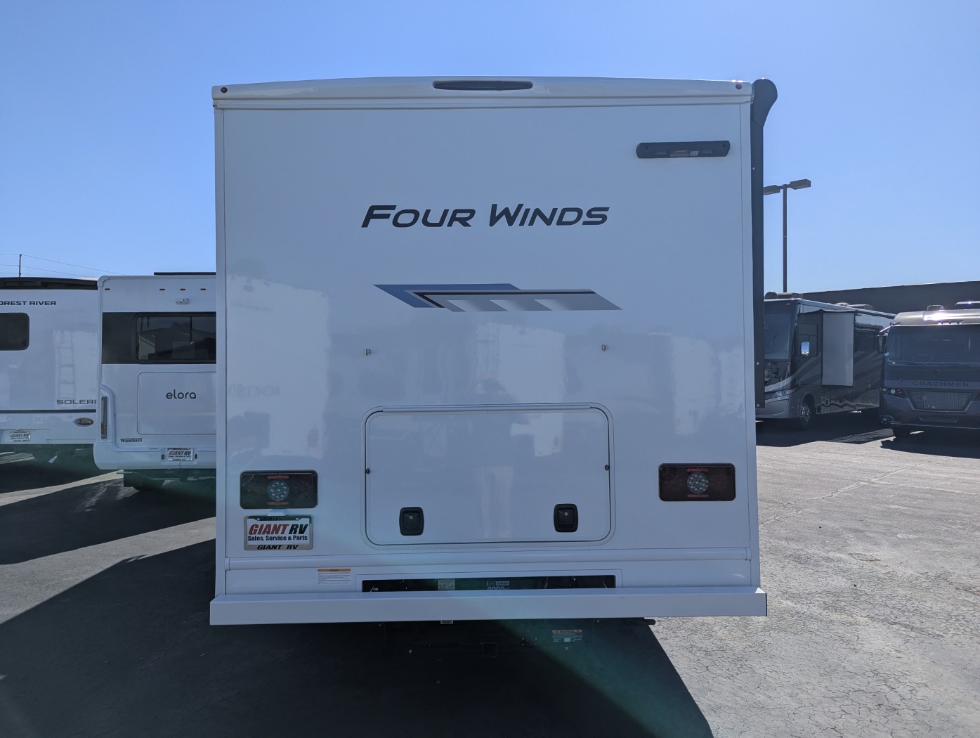 2027 Thor Motor Coach Four Winds 25Z - Image 4