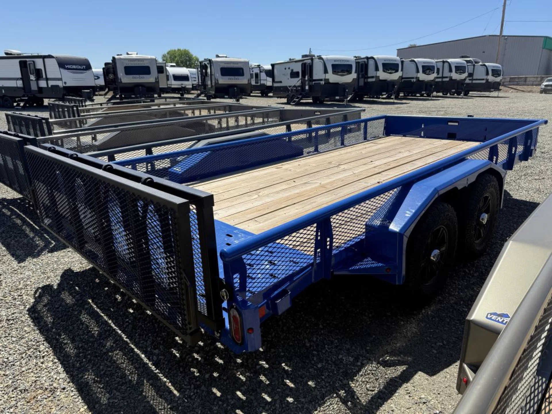 2026 DIAMOND C TRAILERS DIAMOND C GTU235-VENTURE L16X83 7K - Image 2