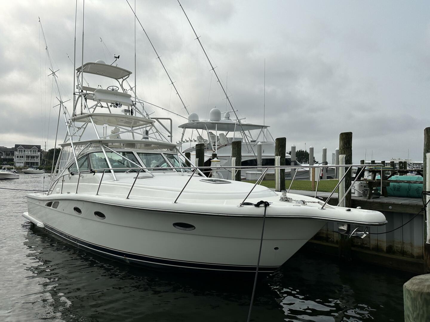 2001 Tiara Yachts 3800 Open - Image 10