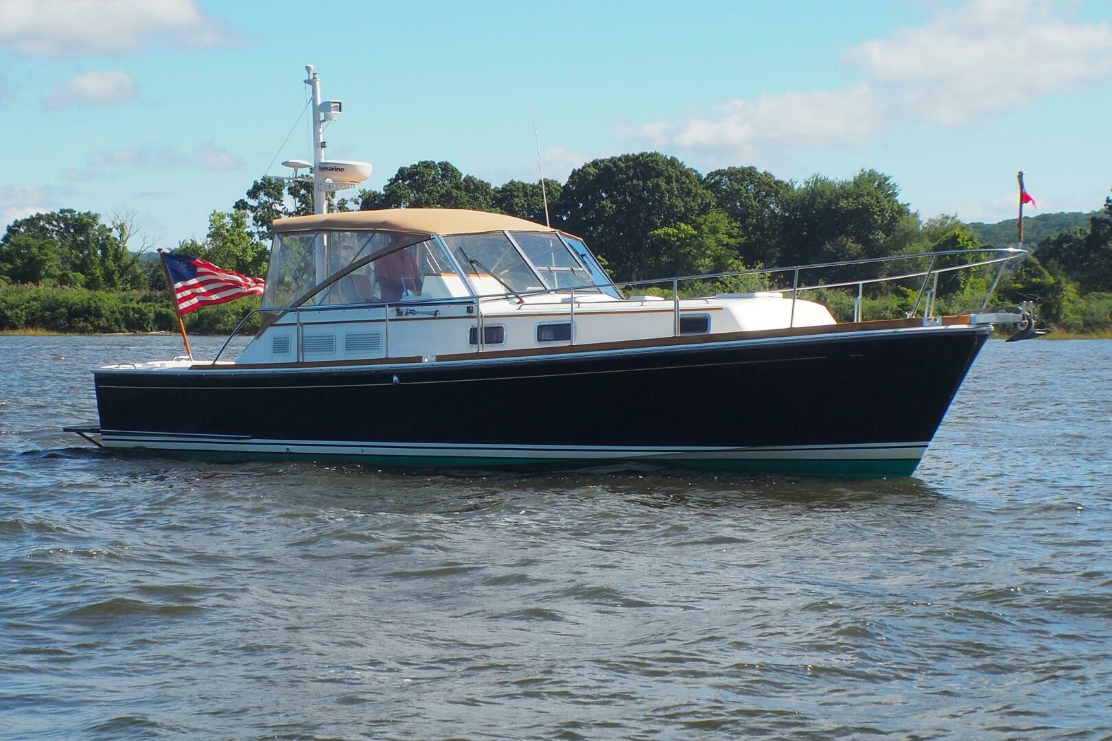 1995 Grand Banks 38 Eastbay EX - Image 35