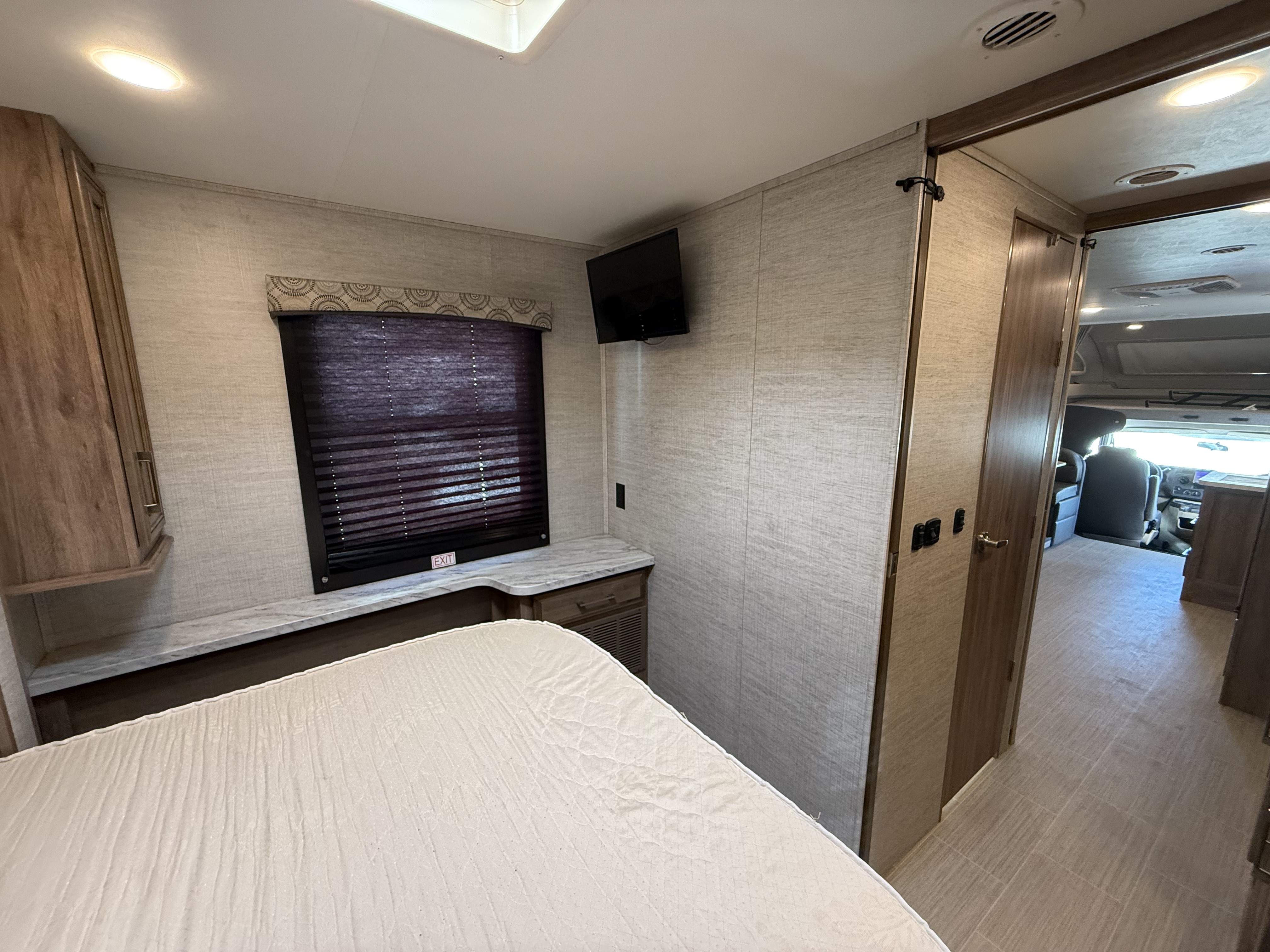 2021 Entegra Coach Odyssey 30Z - Image 20