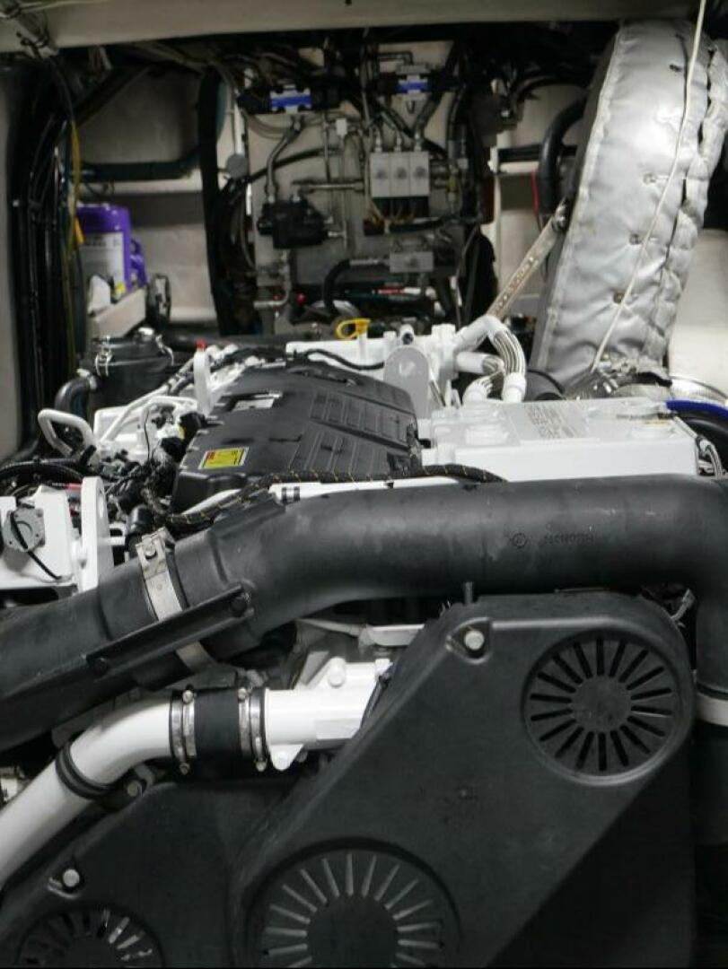 2022 Custom Freestyle Marine 32 - Image 35