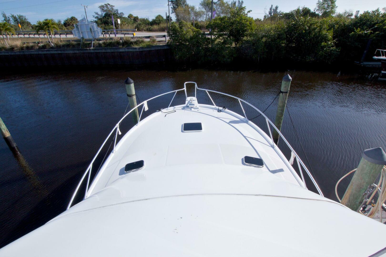 1998 Luhrs 36 Convertible - Image 30