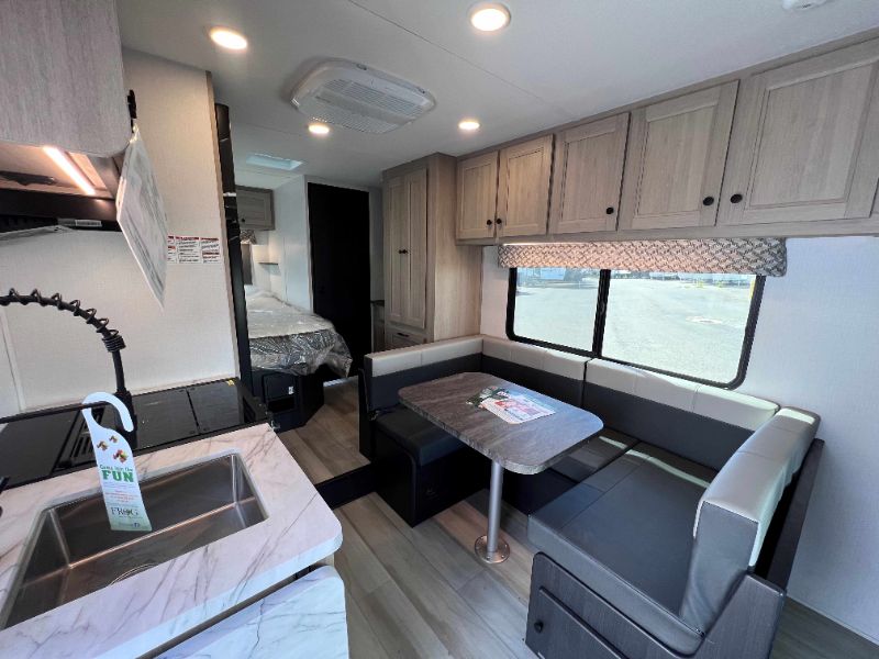 2026 Forest River Sunseeker LE 2350LE - Image 19