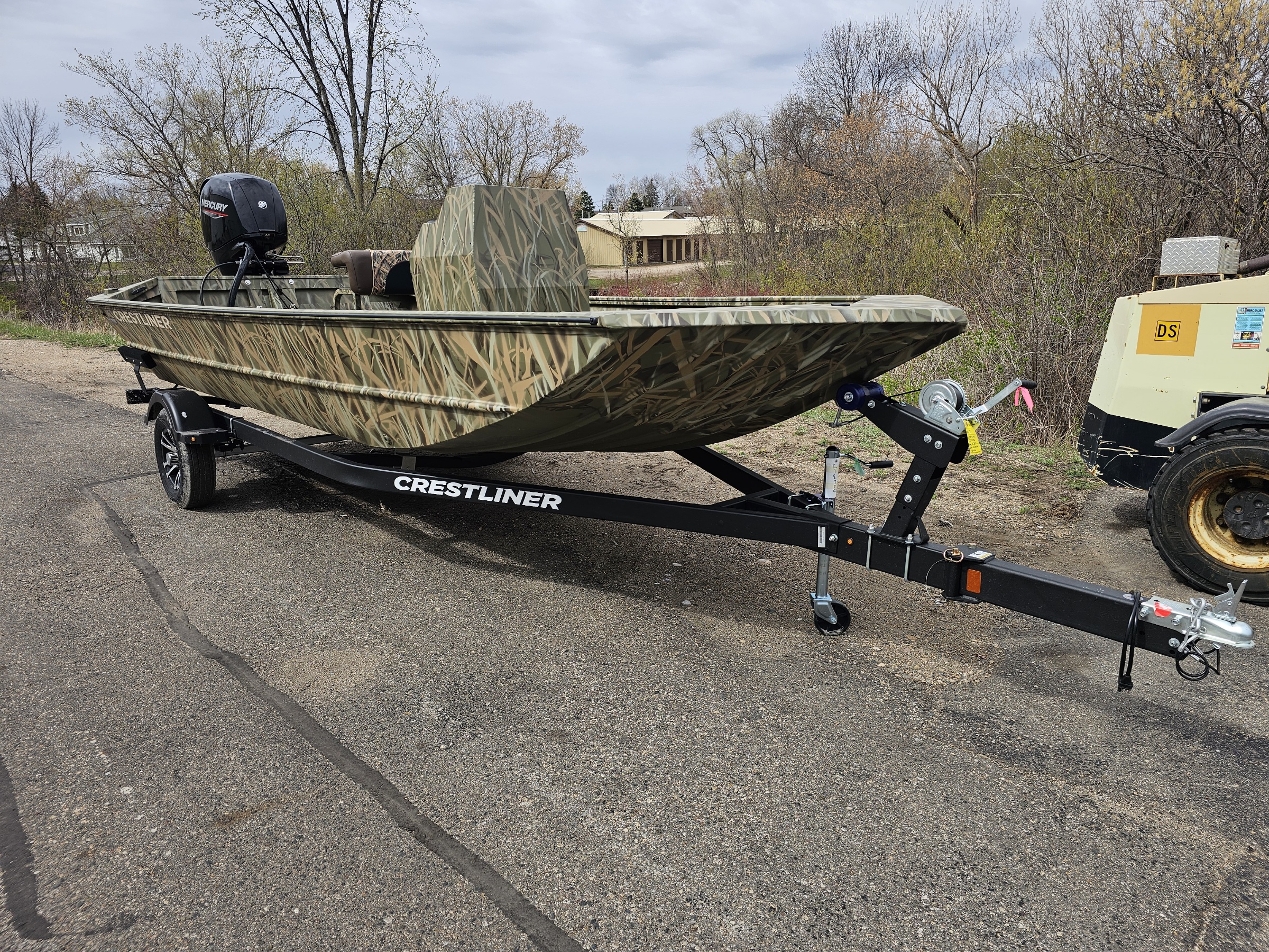 2026 Crestliner Retriever FCC 1870 - Image 8