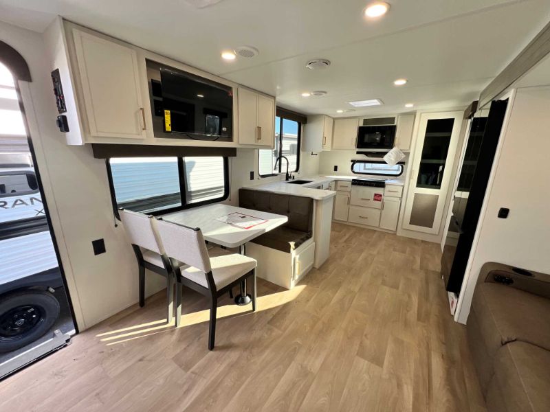 2026 Grand Design Transcend 285RKT - Image 6