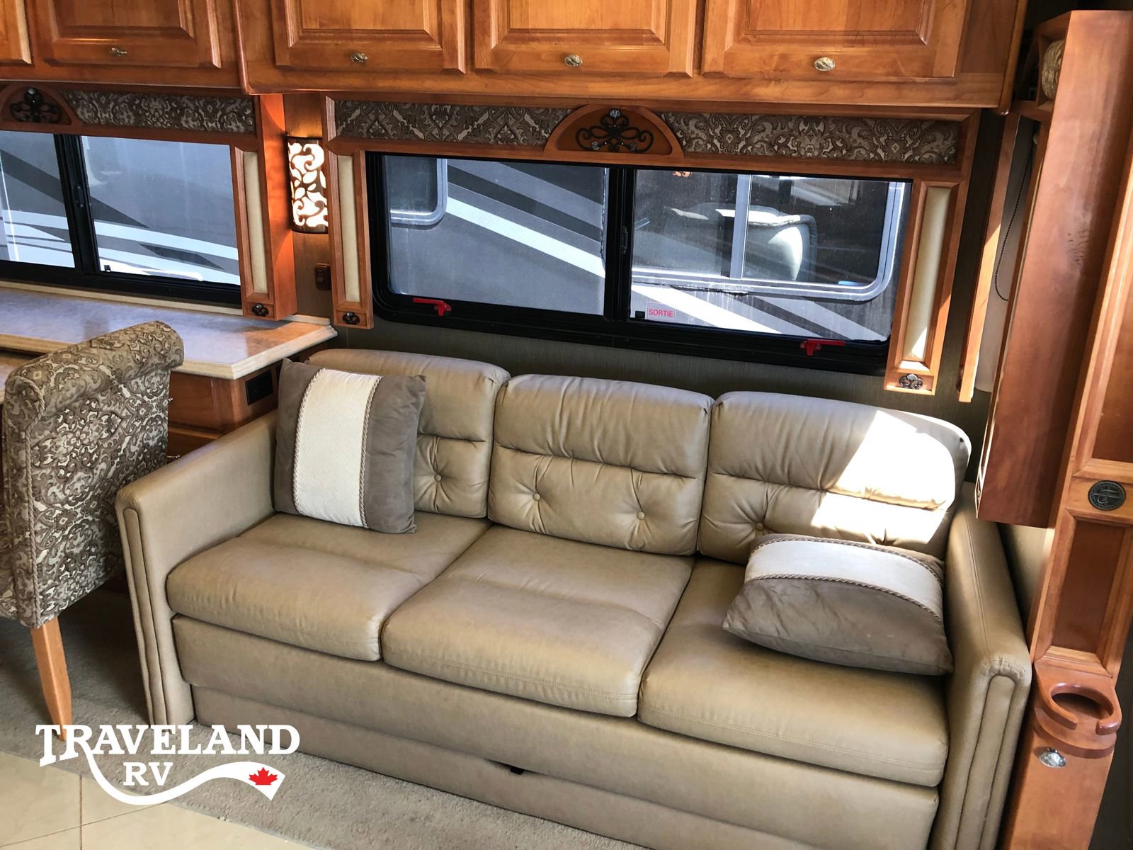 2013 Tiffin Phaeton 40 QBH - Image 15