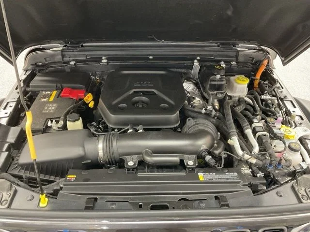2025 Jeep Wrangler 4xe Rubicon 4x4 - Image 27
