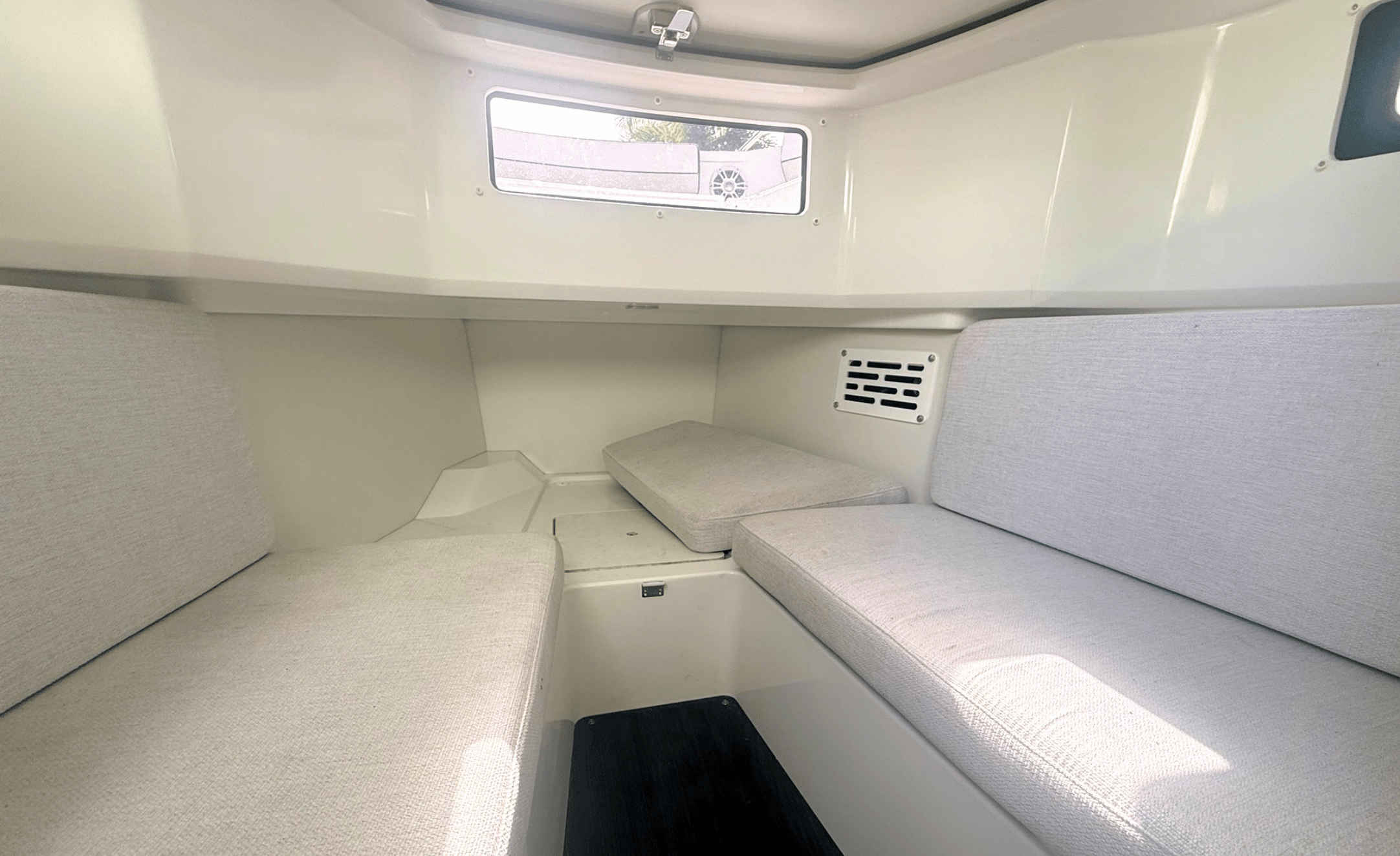 2024 JEANNEAU LEADER 10.5 CC - Image 52