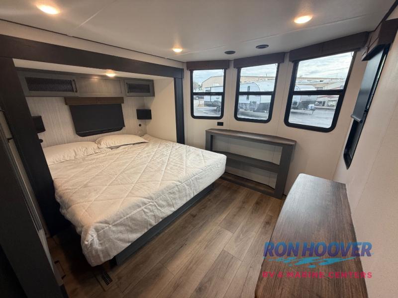 2026 PALOMINO PUMA 420LFT - Image 10