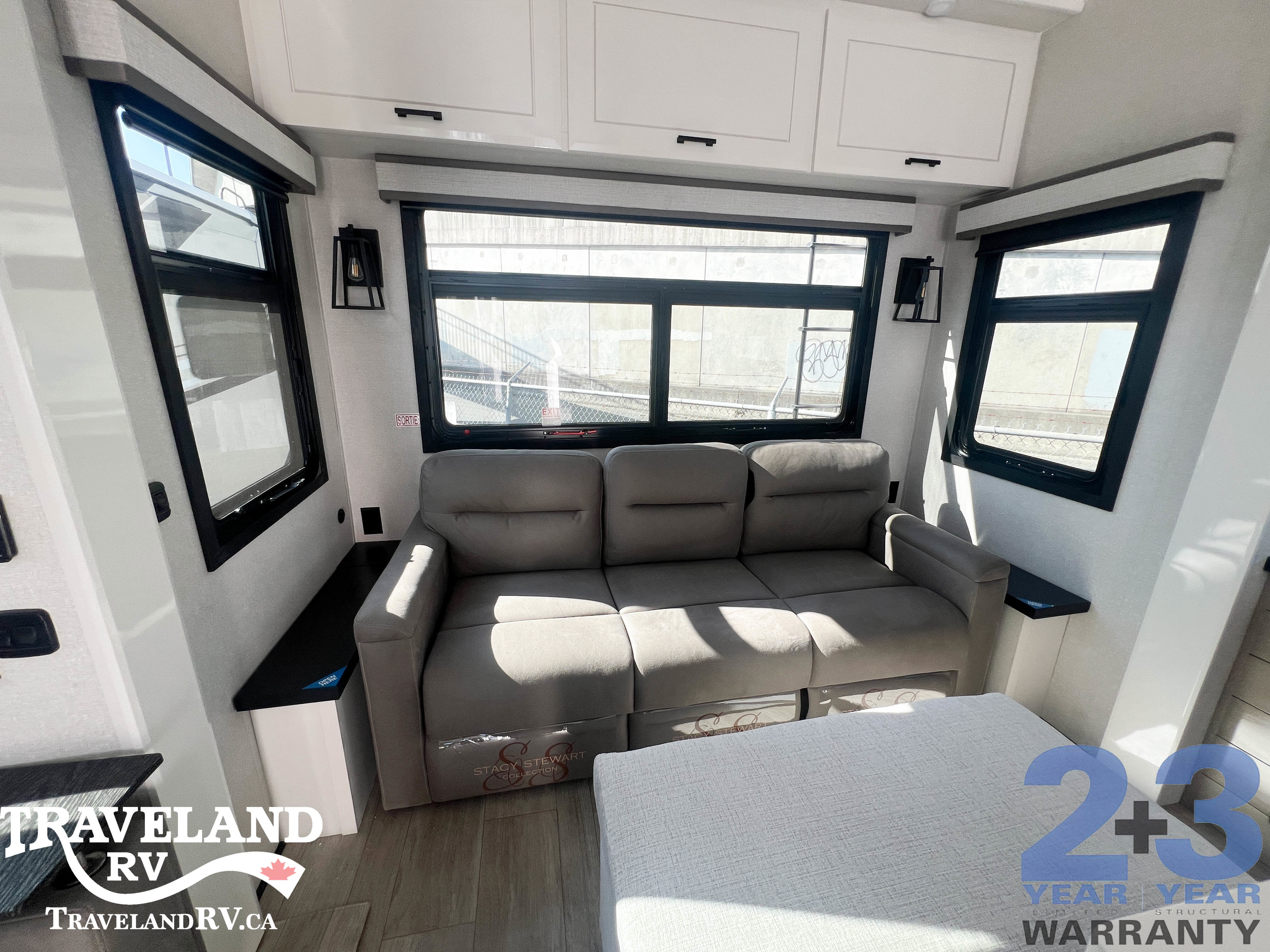 2026 Jayco Pinnacle 36FBTS - Image 10