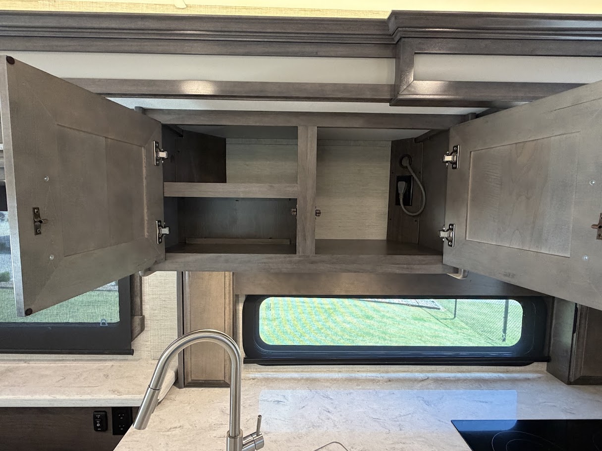 2022 JAYCO SENECA 37M - Image 19