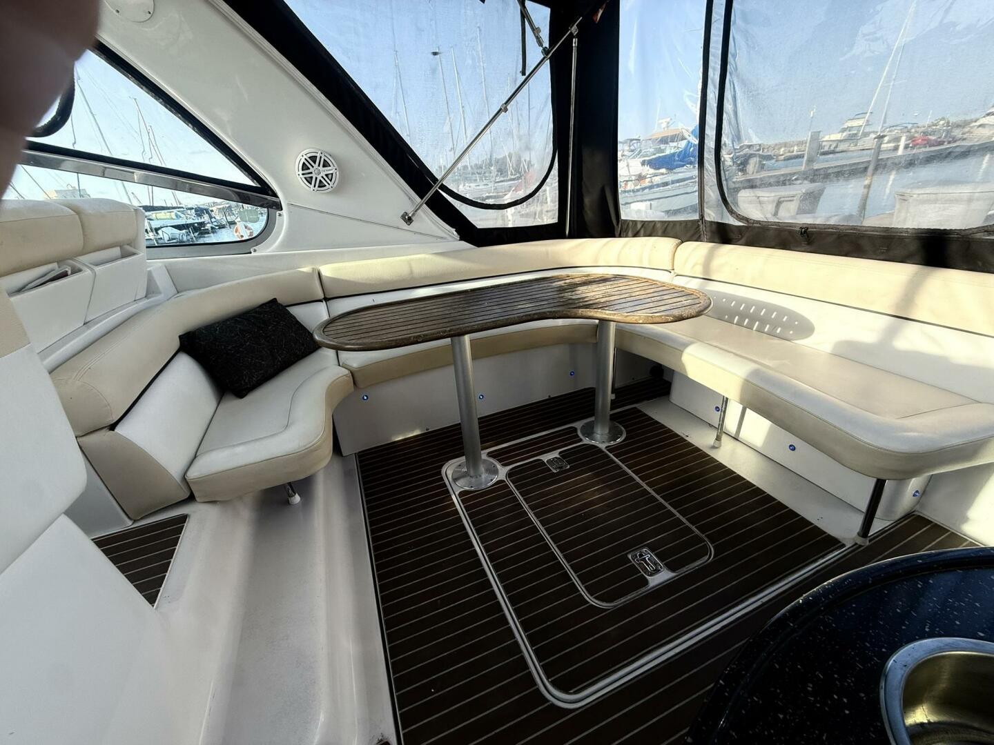 2008 Four Winns 378 Vista - Image 8