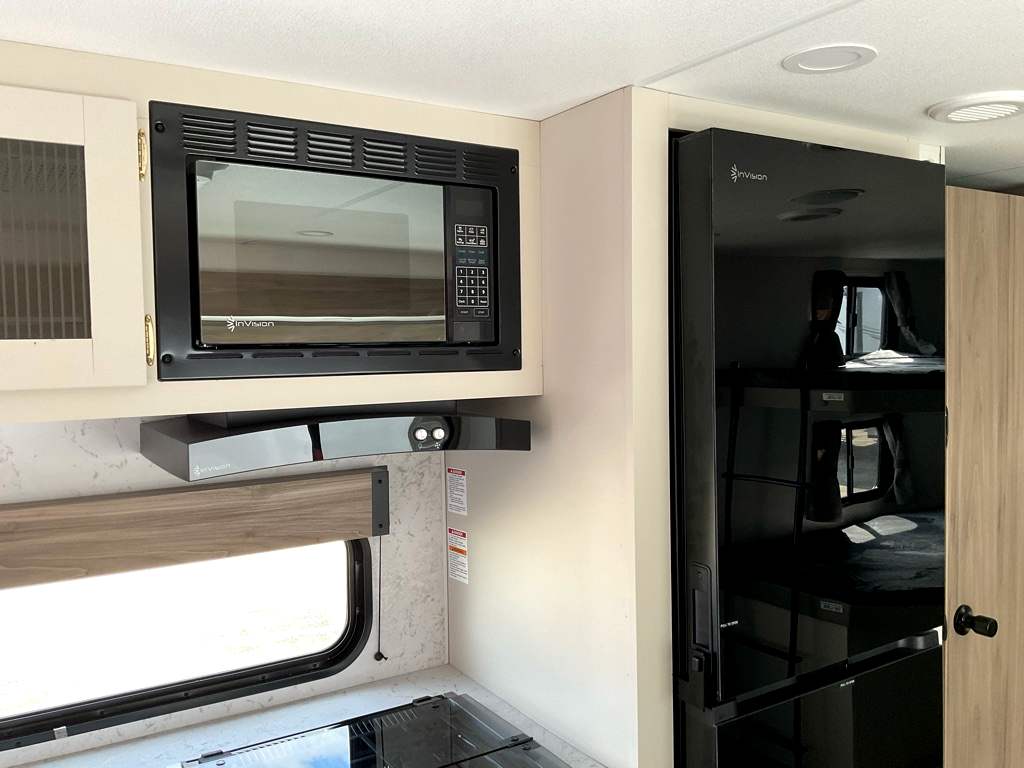2027 KZ SPORTSMEN 261 BHK - Image 12