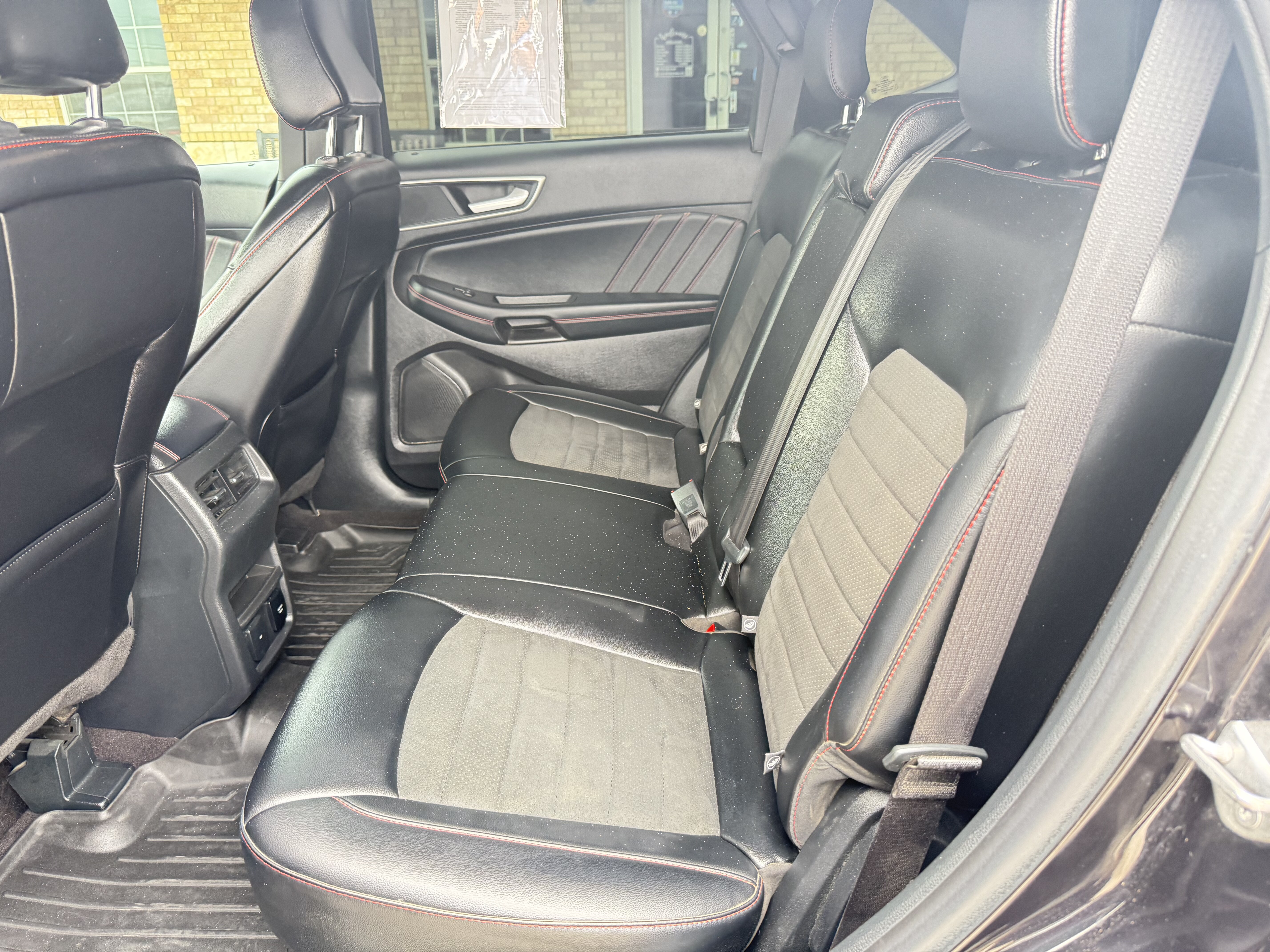 2020 Ford Edge Utility 4D SEL AWD I4 Turbo - Image 7