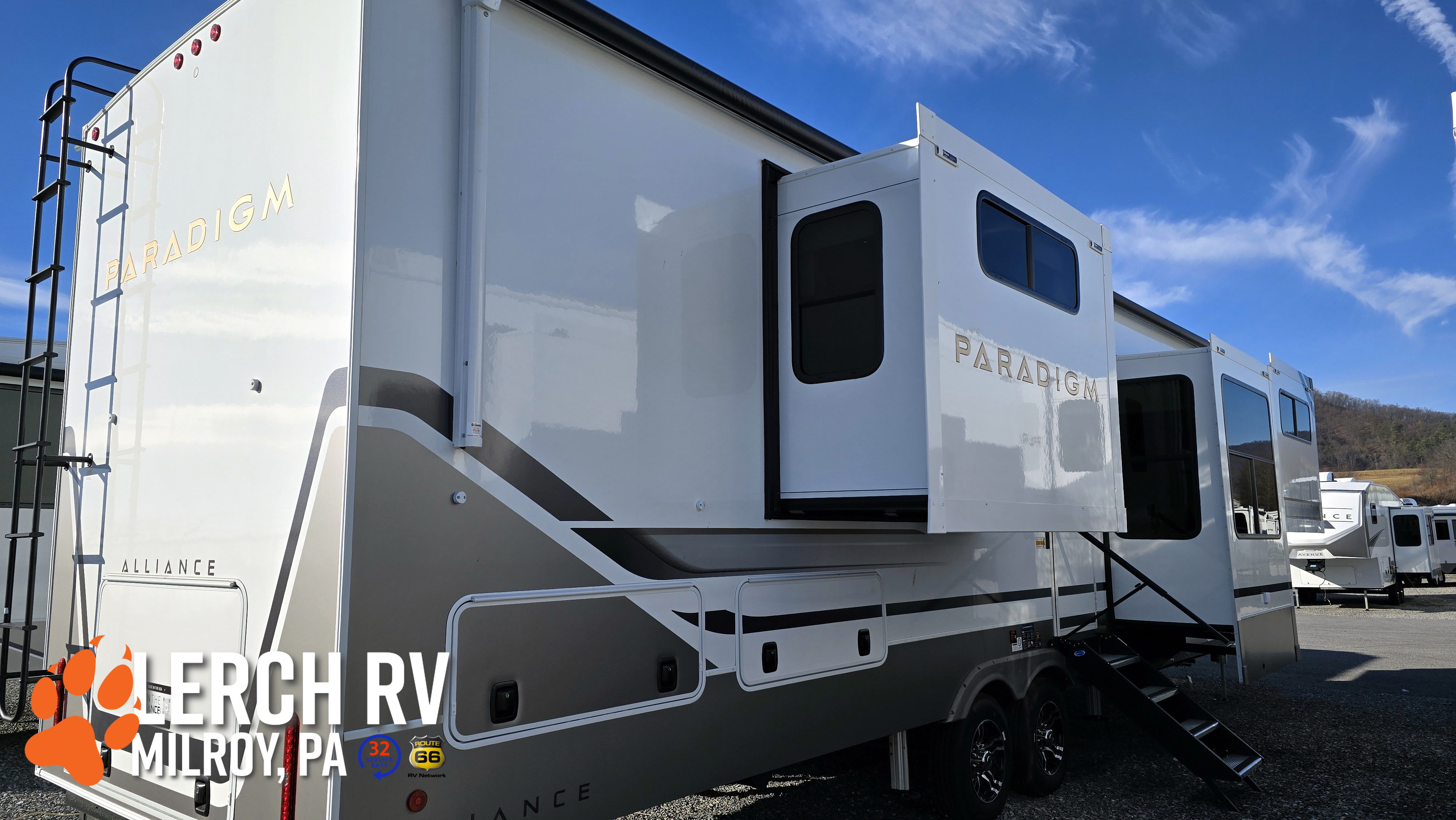 2026 Alliance RV PARADIGM 385FL - Image 13