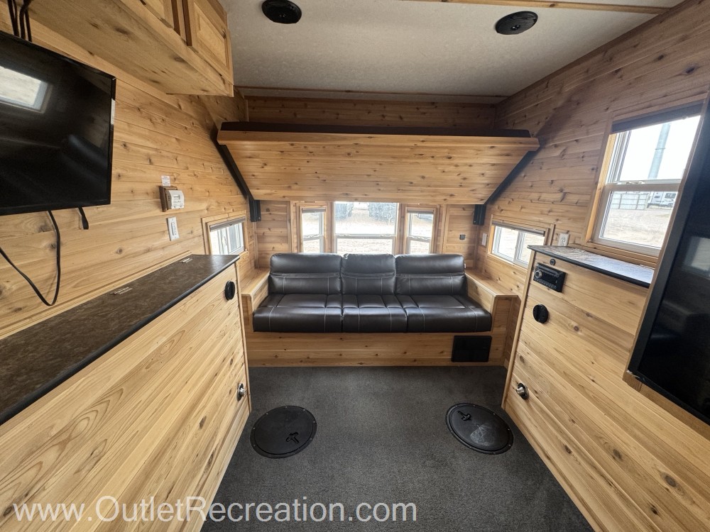 2020 ICE CASTLE RV EDITION 8X17 - Image 9