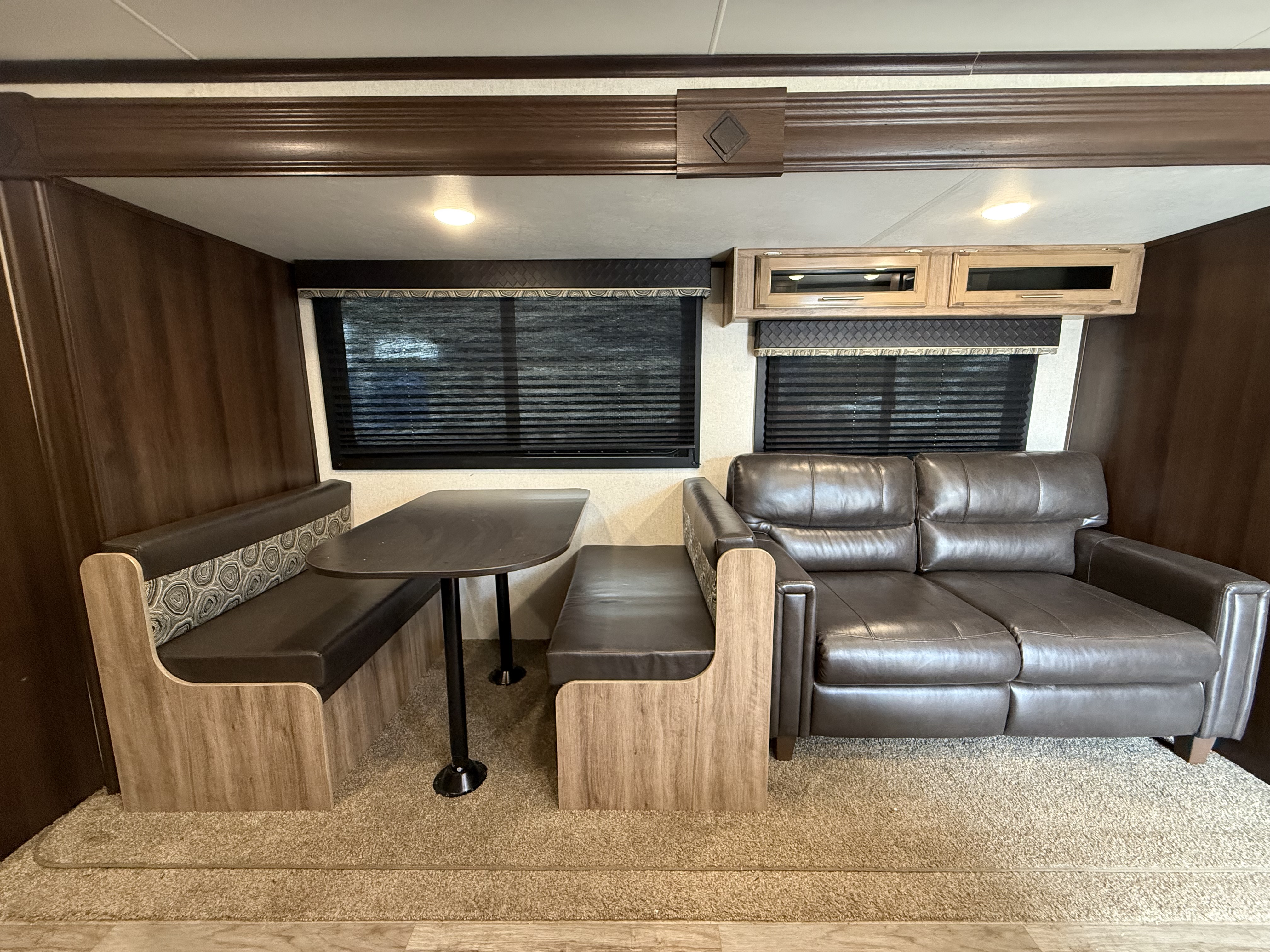 2018 Jayco Jay Feather 25BH - Image 15