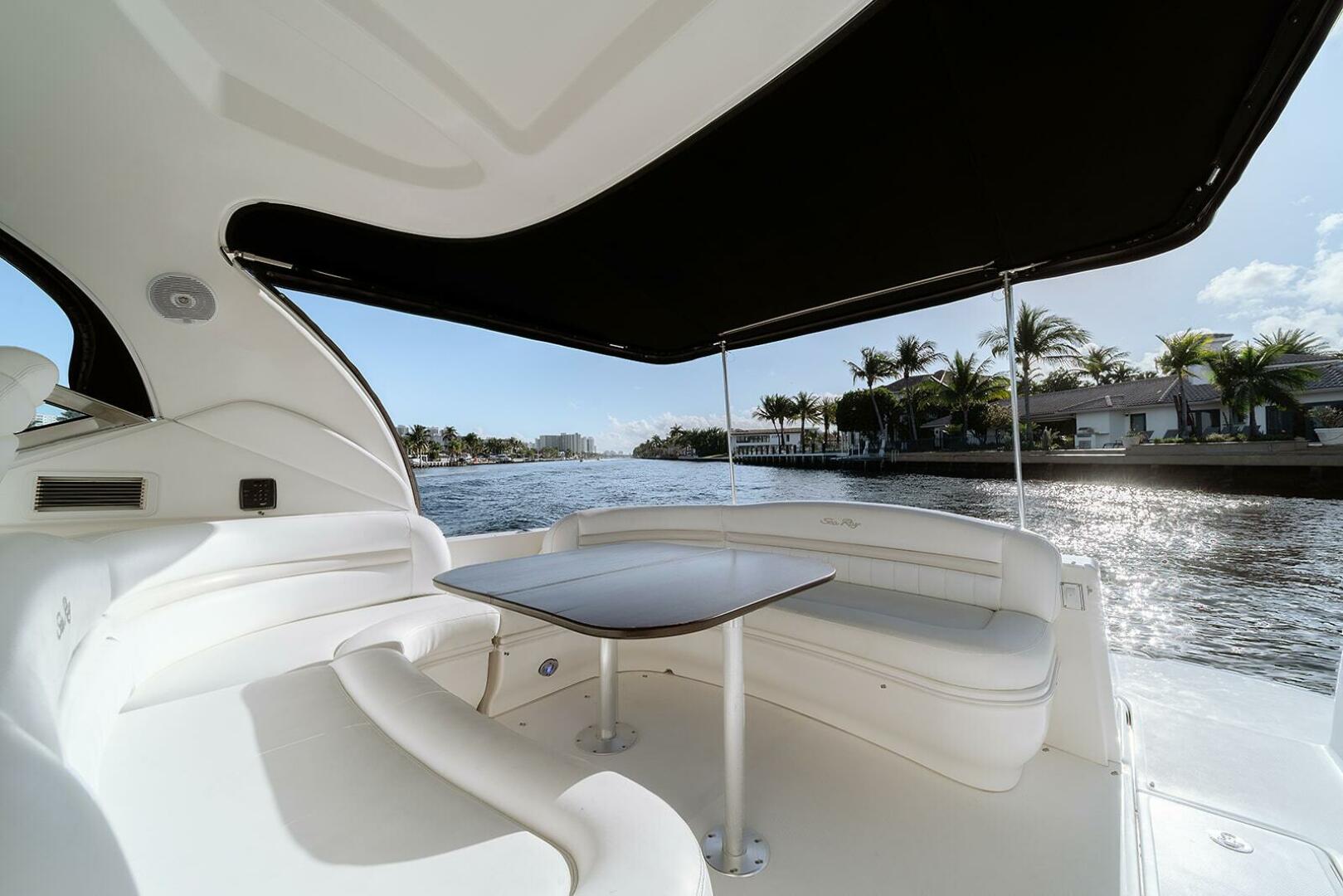 2008 Sea Ray 44 Sundancer - Image 15
