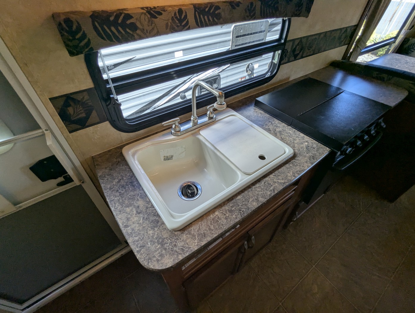 2011 JAYCO JAYFEATHER X213 - Image 18
