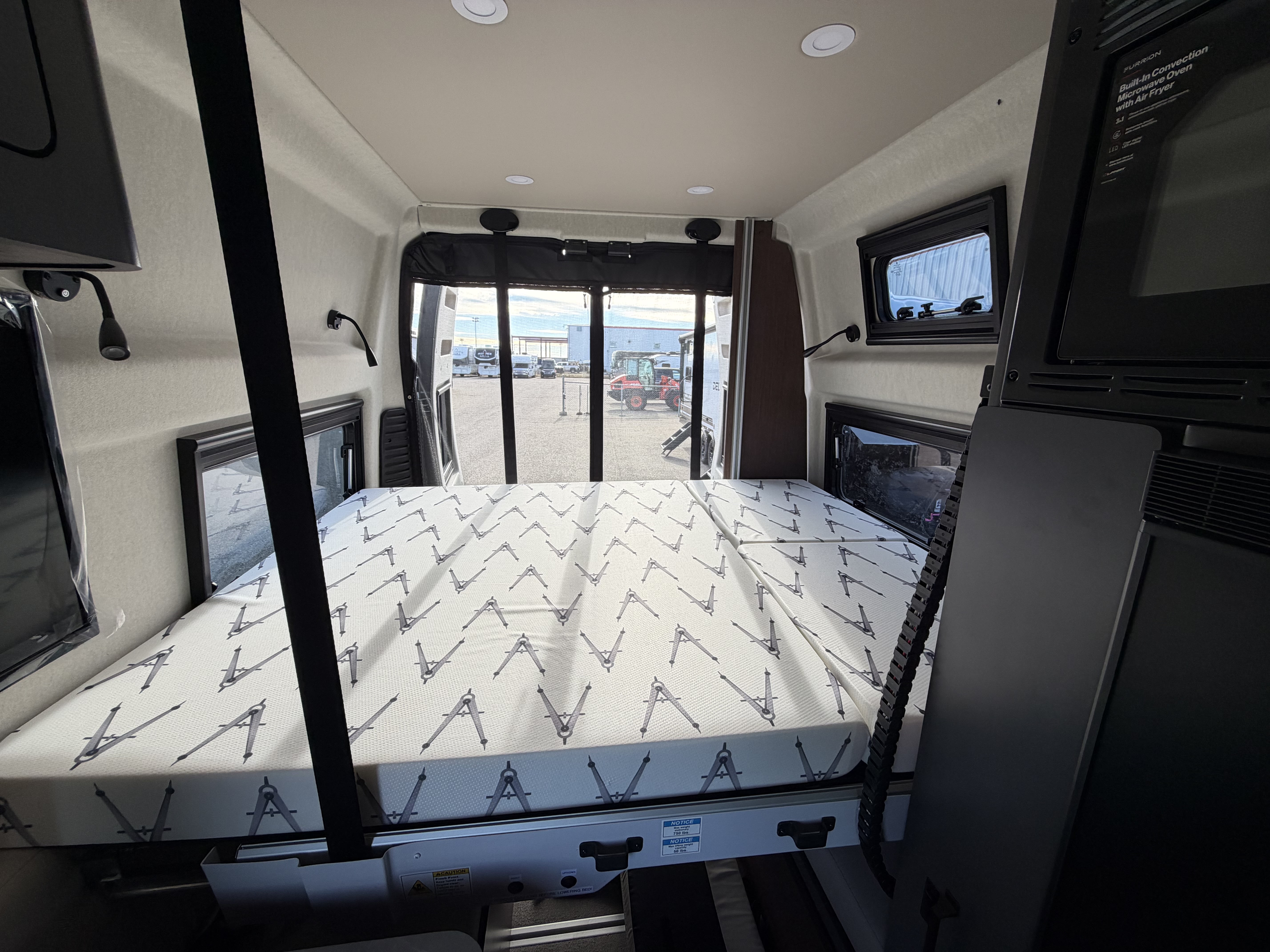 2027 Grand Design Lineage Series VP2 LVP1 - Image 10