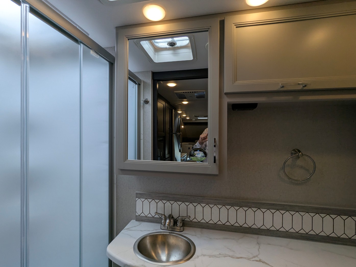 2026 Thor Motor Coach Omni Trail S29 - Image 25