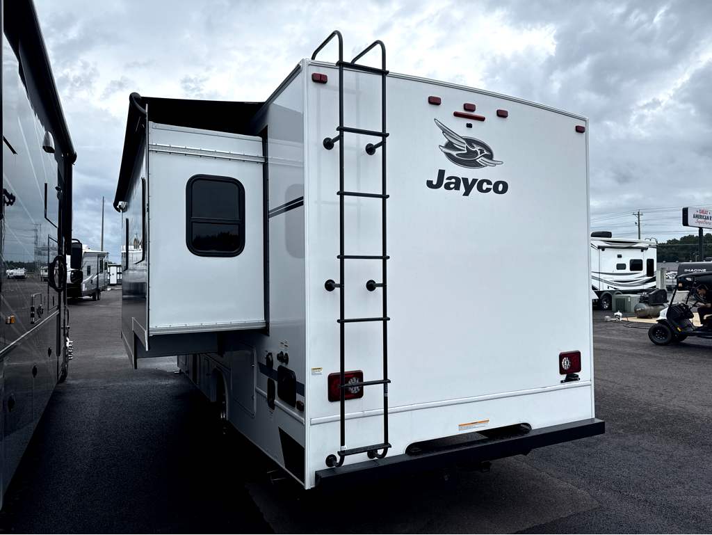 2027 JAYCO REDHAWK 24B - Image 3