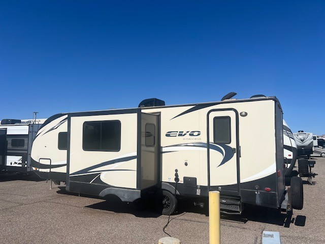 2016 FOREST RIVER EVO ATS 240BHS - Image 3
