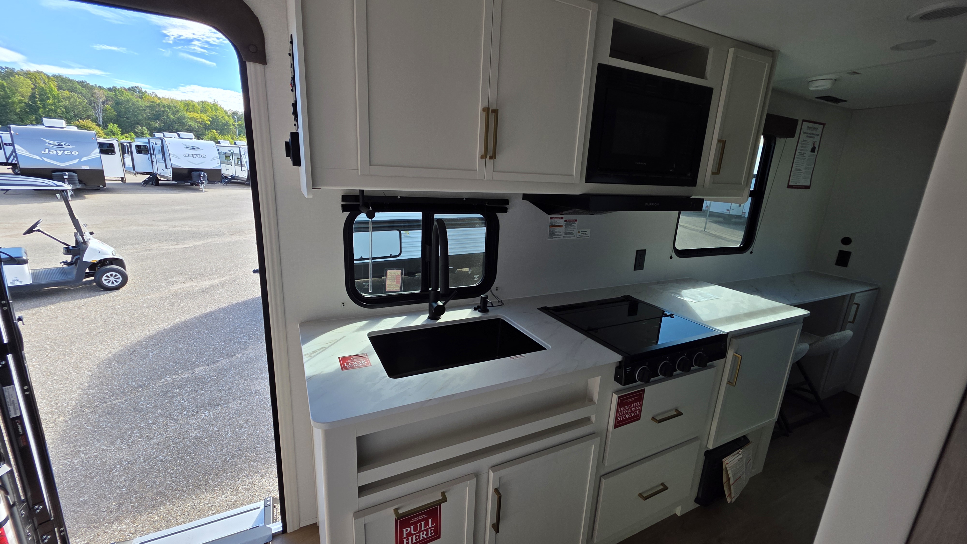 2027 GRAND DESIGN TRANSCEND 21RLX - Image 15