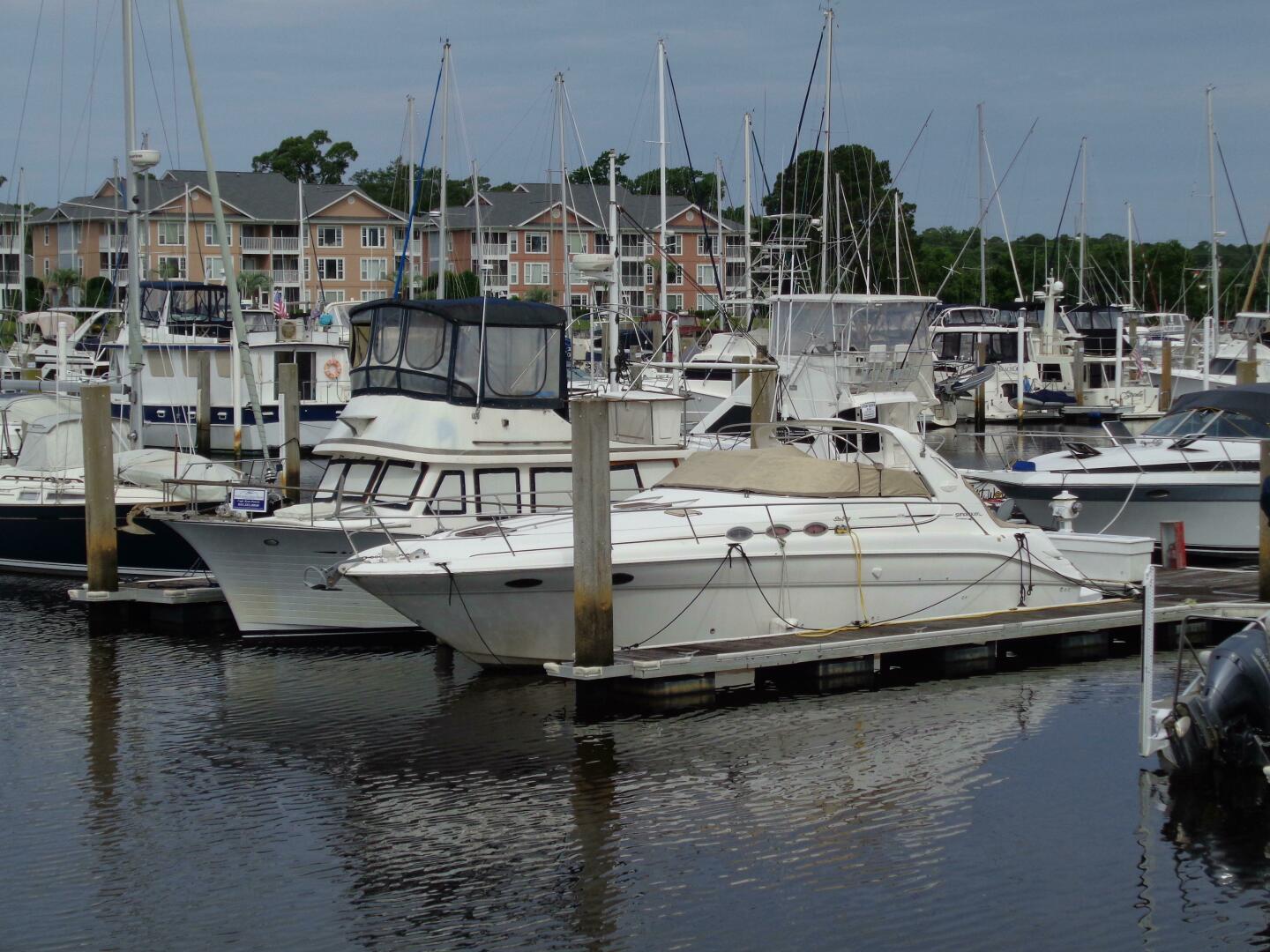 1997 Sea Ray 370 Sundancer - Image 2
