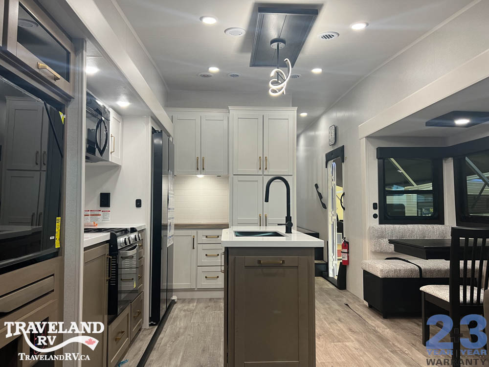 2027 Jayco Eagle 355MBQS - Image 10