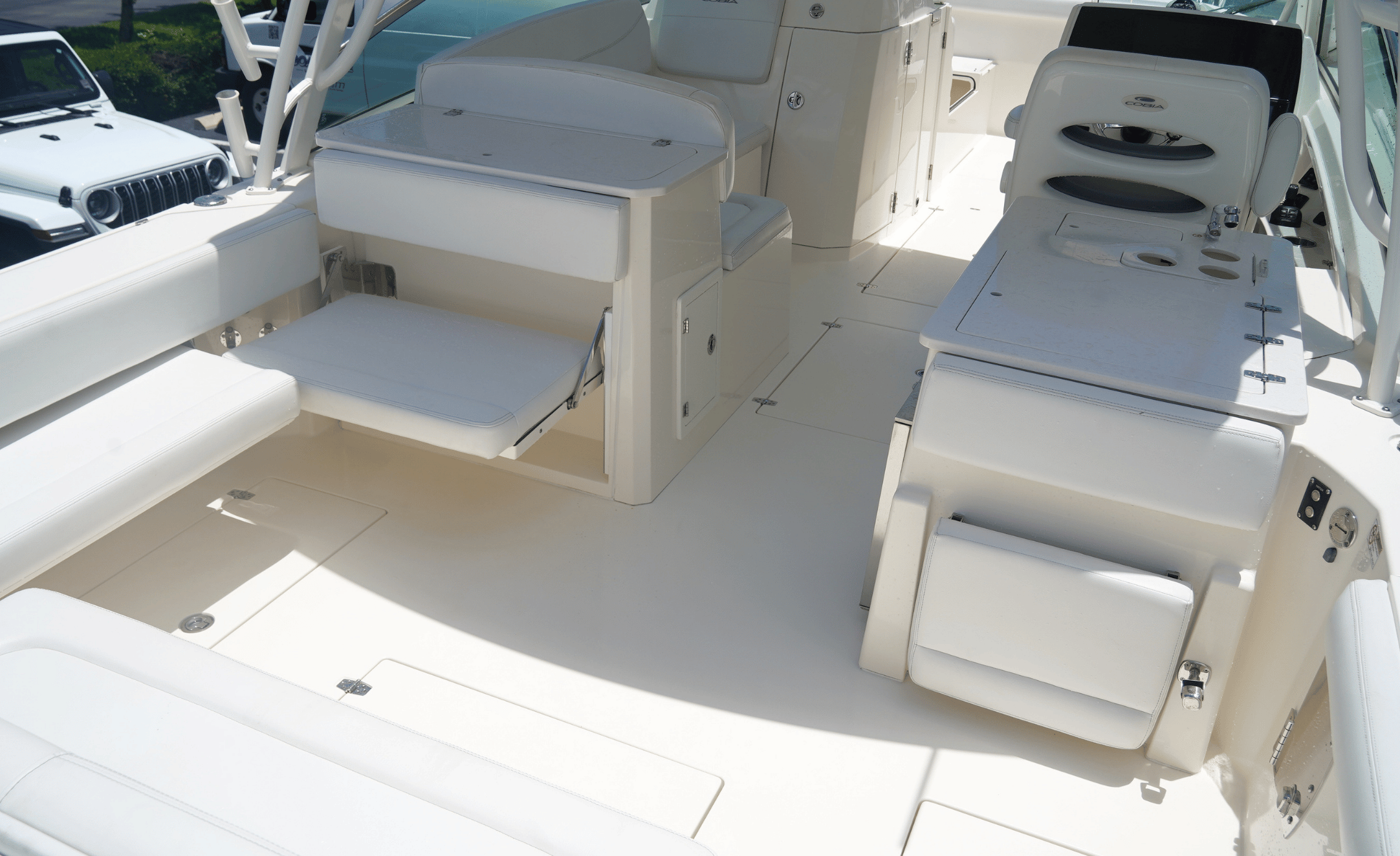2021 COBIA 330DC - Image 14