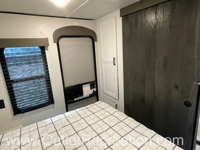 2022 KEYSTONE RV HIDEOUT 29DFS - Image 17