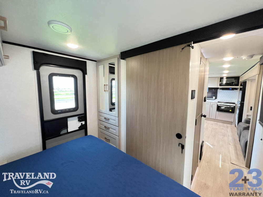 2027 Jayco Jay Feather 23RK - Image 24