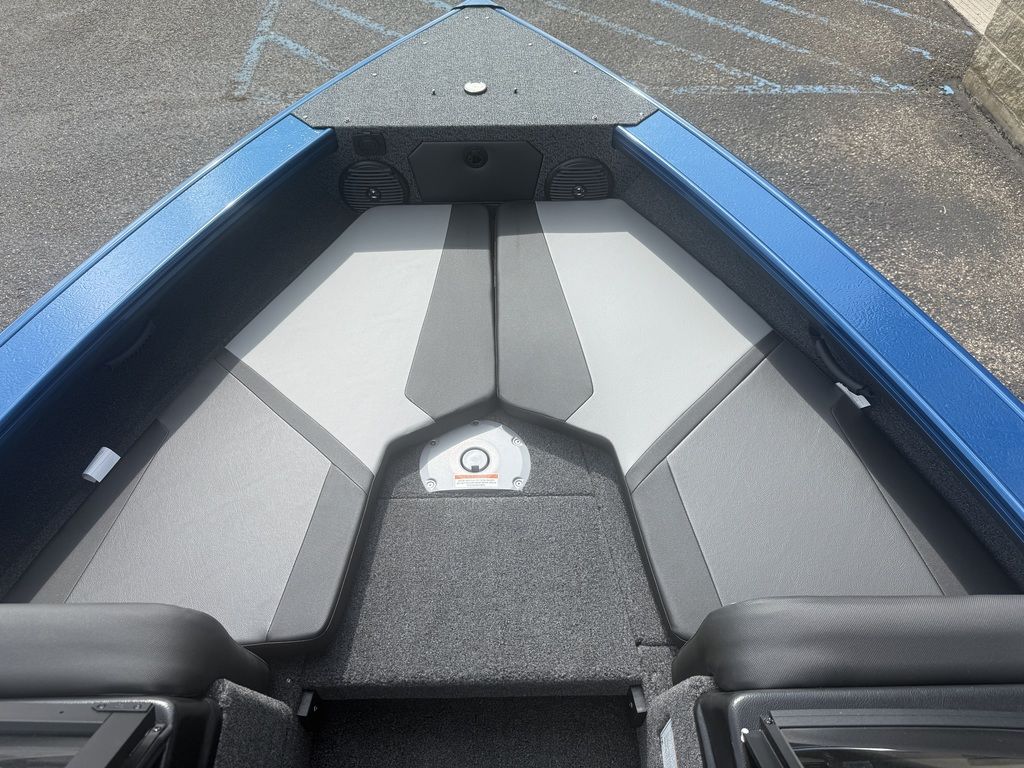 2026 Lund 1875 Crossover XS Sport - Image 28