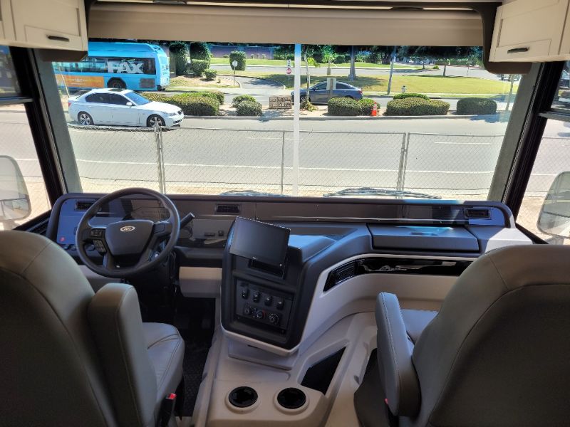 2026 Entegra Coach Vision XL 31UL - Image 6
