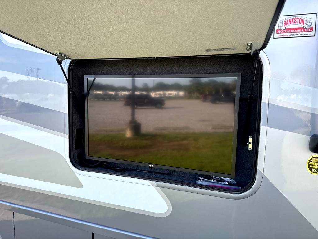 2024 TIFFIN WAYFARER 25JW - Image 8