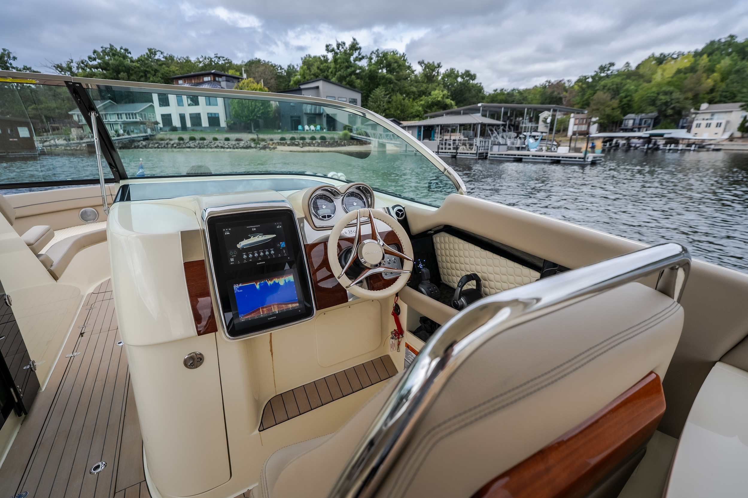 2027 Chris Craft Launch GT 35 ME - Image 32