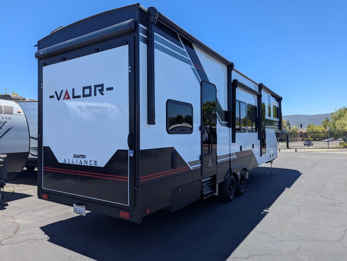 2026 Alliance RV Valor 36V11 - Image 18