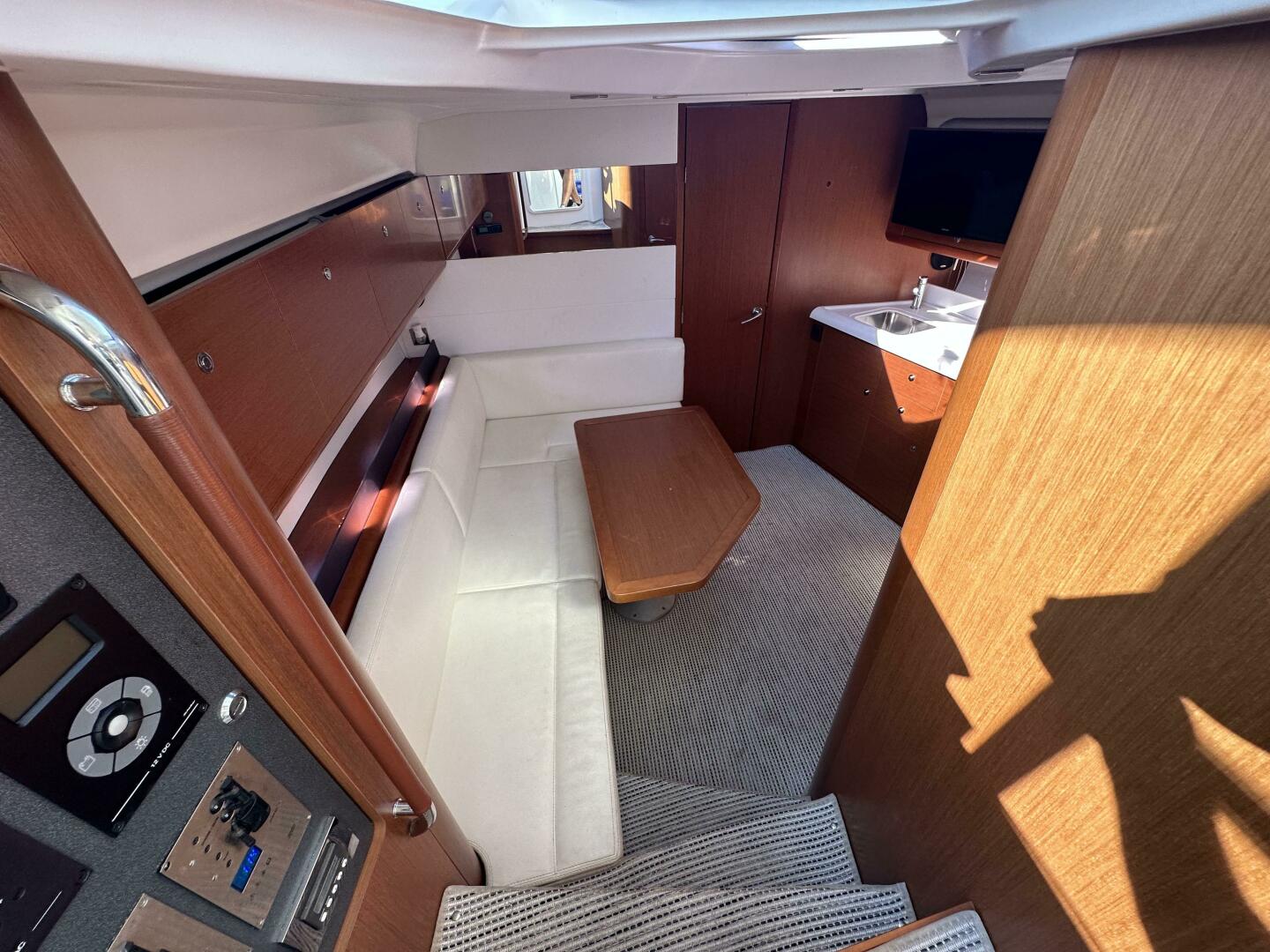 2013 BENETEAU 50 GRAN TURISMO Base - Image 23
